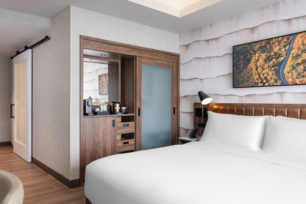 hotel indigo gatlinburg downtown by ihg