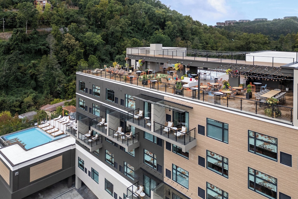 hotel indigo gatlinburg downtown by ihg