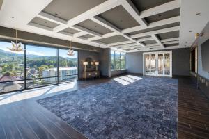 hotel indigo gatlinburg downtown by ihg