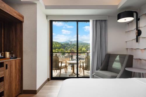 hotel indigo gatlinburg downtown by ihg