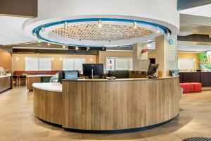 tru by hilton middleburg heights cleveland airport