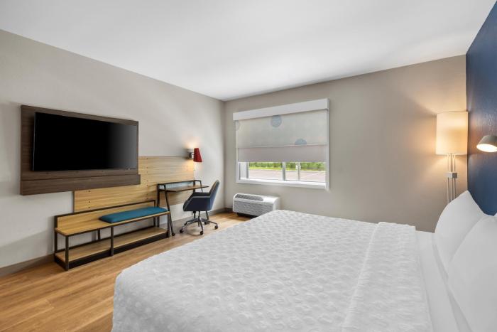 tru by hilton middleburg heights cleveland airport