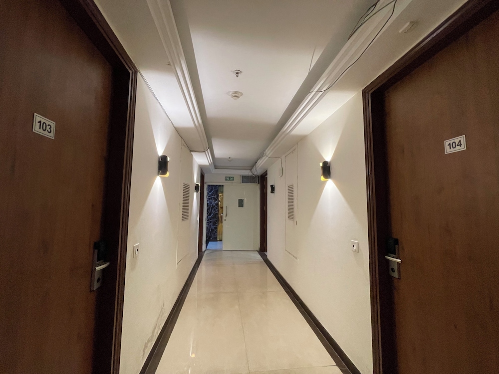 majesta stays pitampura