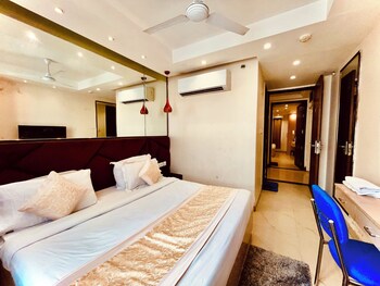 majesta stays pitampura