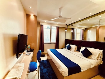 majesta stays pitampura