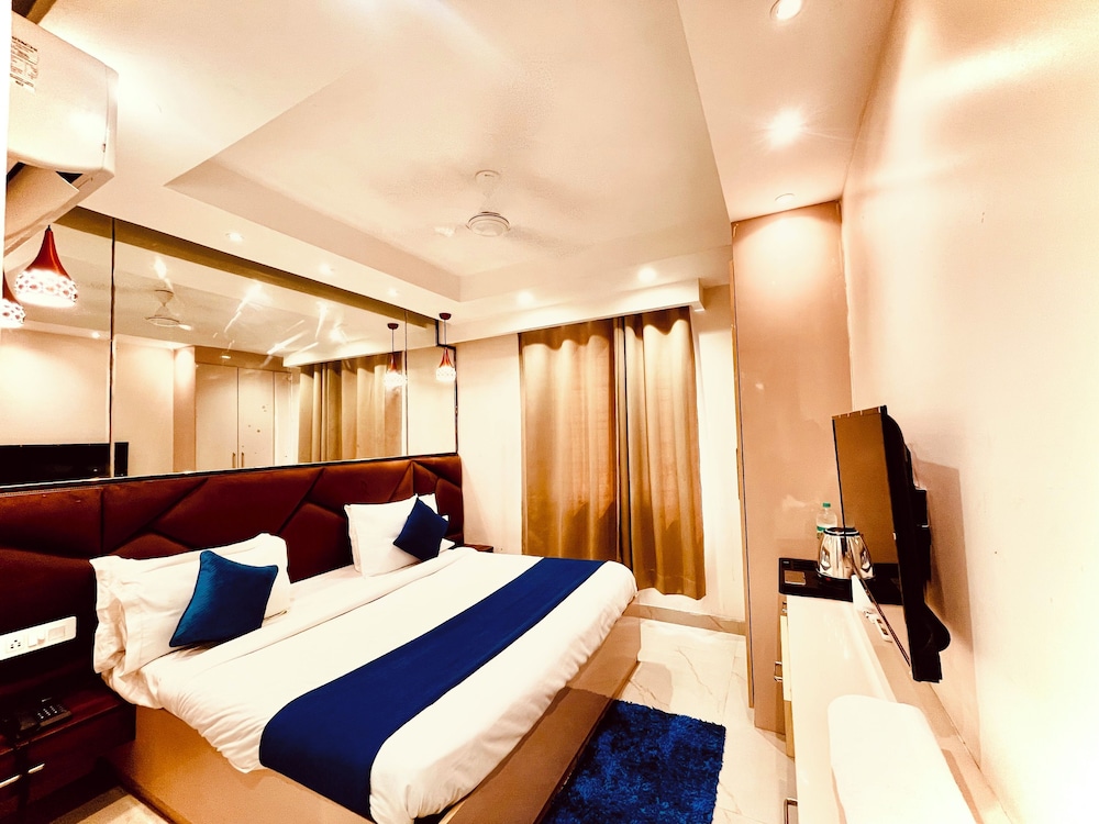 majesta stays pitampura