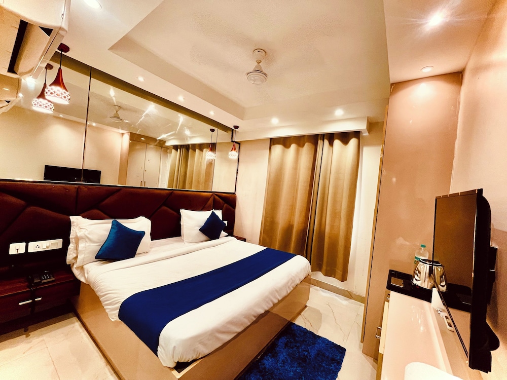 majesta stays pitampura