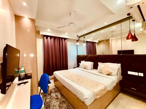 Majesta Stays Pitampura,,2 star