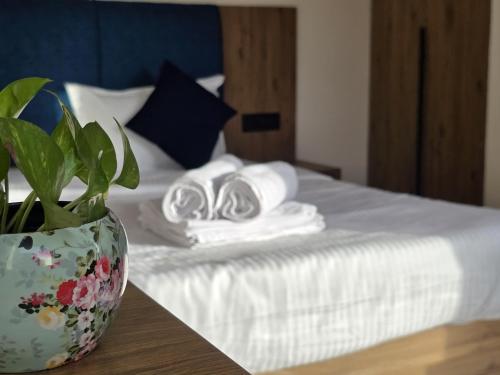 Ross Harriet View,,3 star