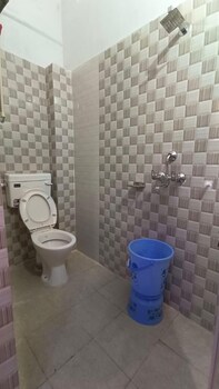 maa vaishnavi guest house