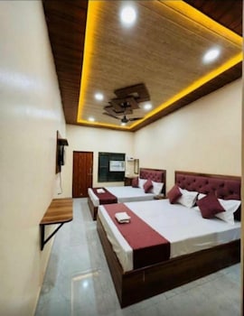 maa vaishnavi guest house