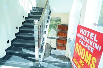hotel mandakini palace