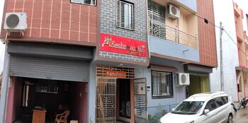 shree keshrinanadan homestay