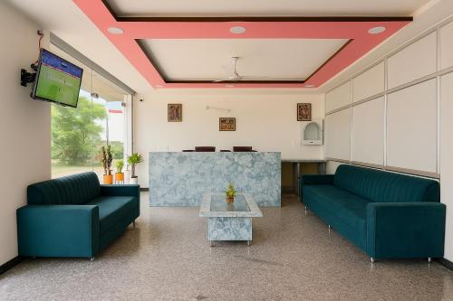 Bp Lake View,,2 star