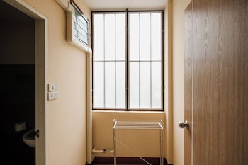 Thongpoon Apartment,,3 star