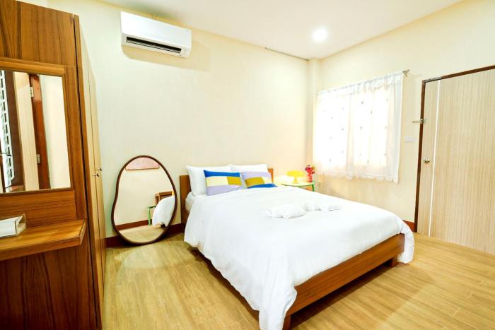 thongpoon apartment