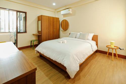 thongpoon apartment