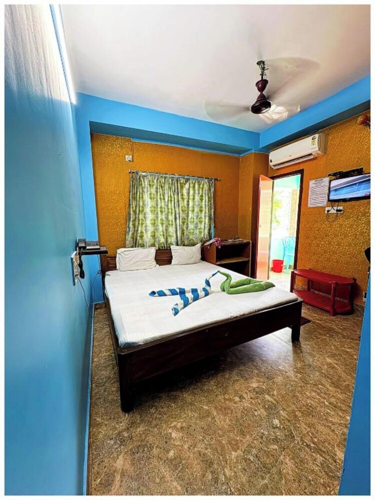 hotel debopriyaaa digha