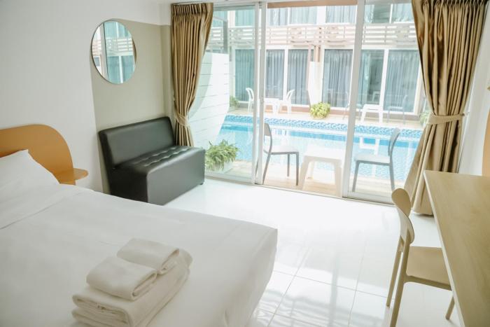 full stop pool villa don mueang