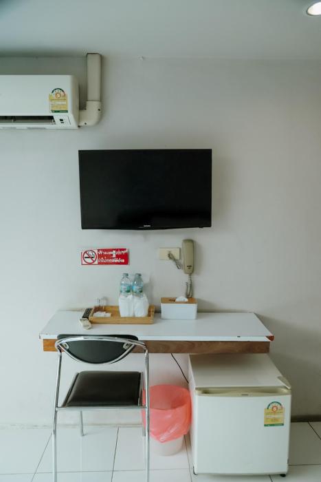 full stop pool villa don mueang