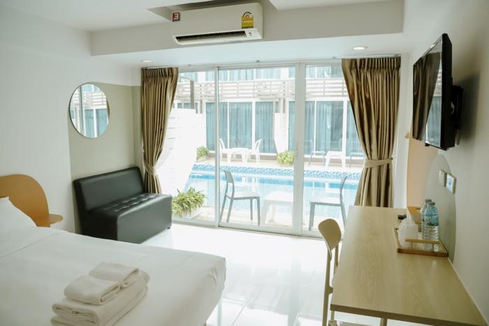 full stop pool villa don mueang