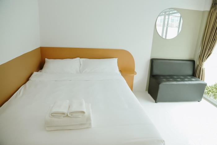 full stop pool villa don mueang