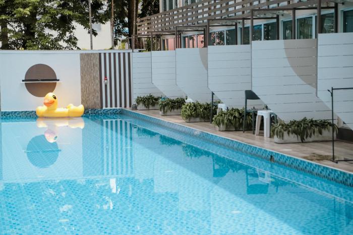 full stop pool villa don mueang