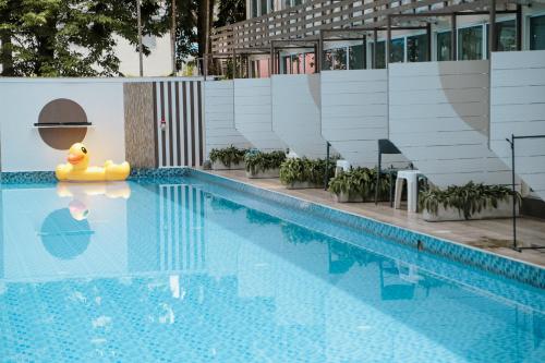 full stop pool villa don mueang