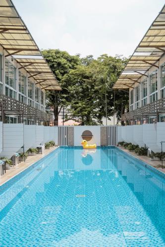 full stop pool villa don mueang