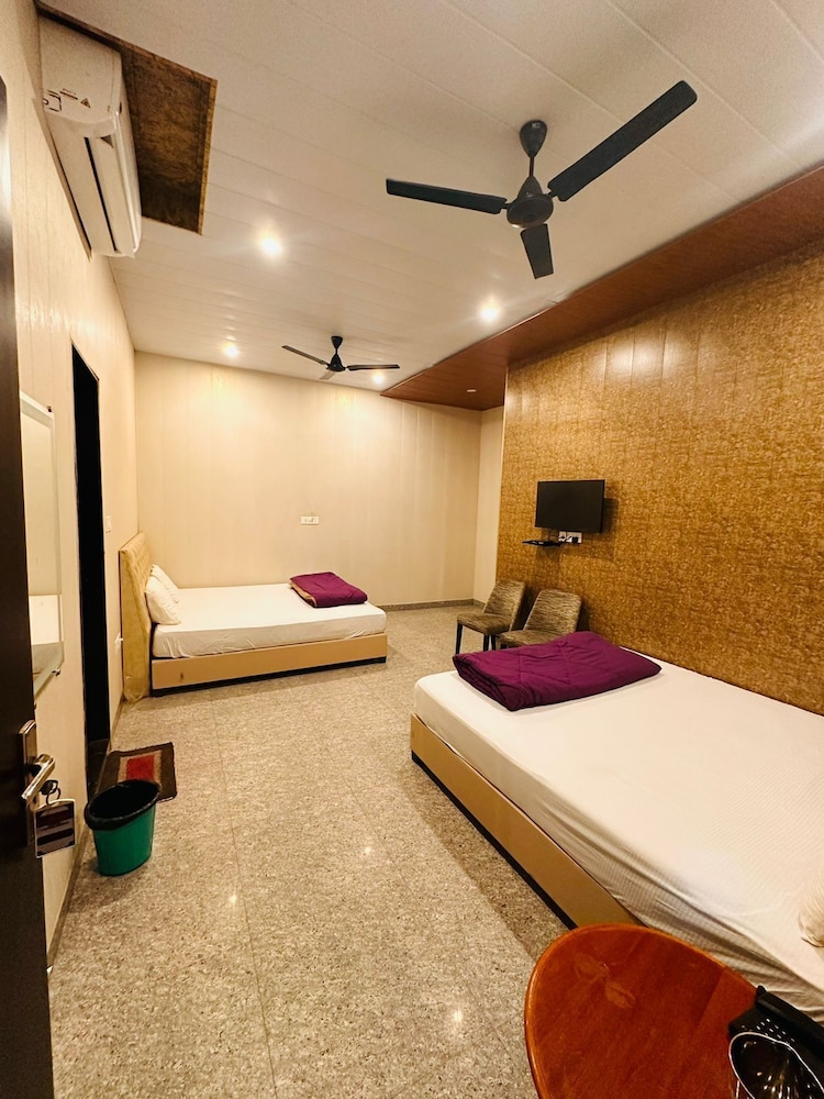 hotel shree shyam khatushyamji