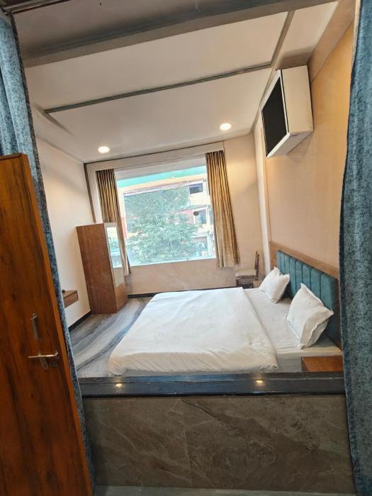 the haveli lounge and restaurant