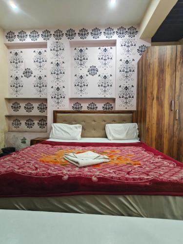 The Haveli Lounge And Restaurant,,2 star