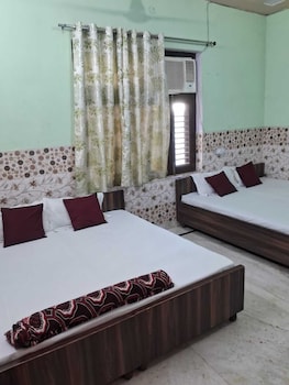 maa saraswati atithi bhavan