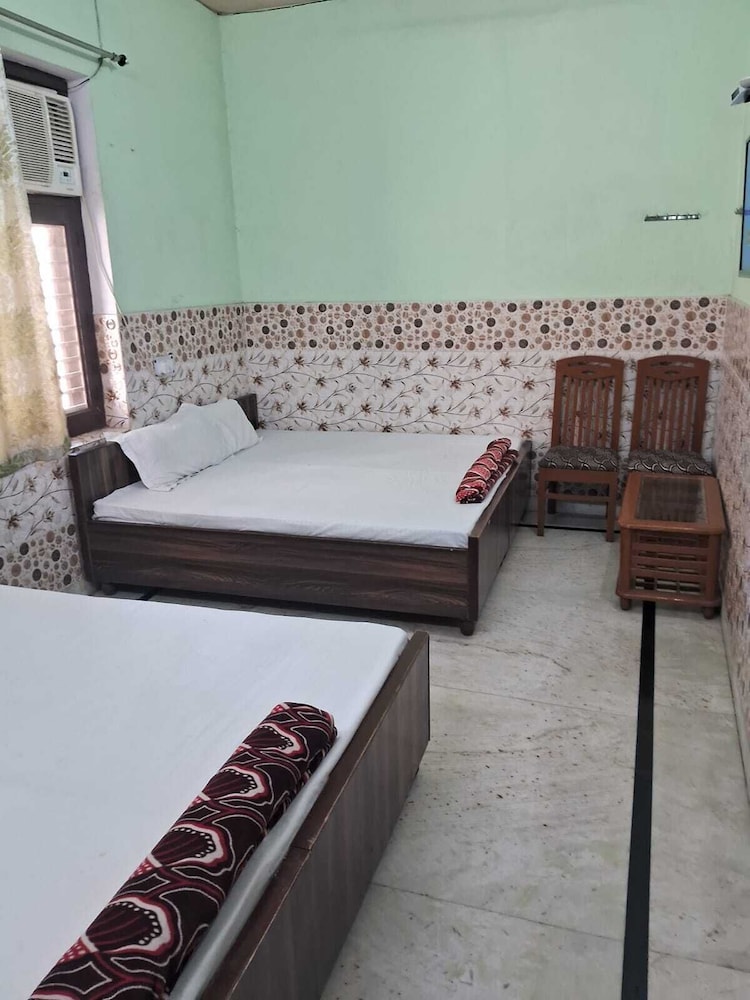 maa saraswati atithi bhavan