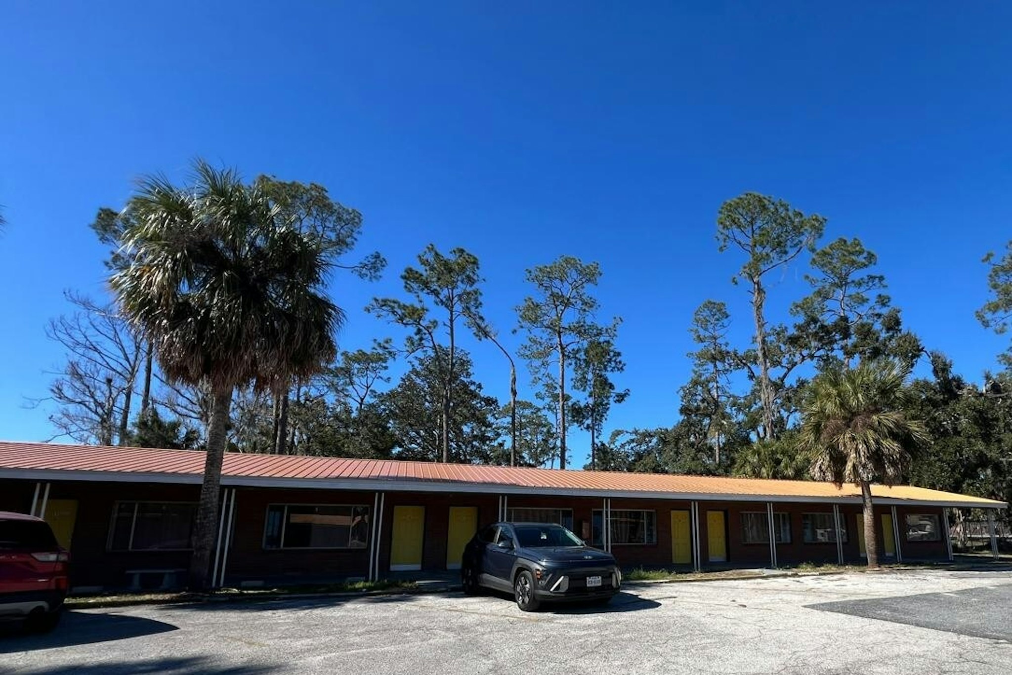 cross city motel