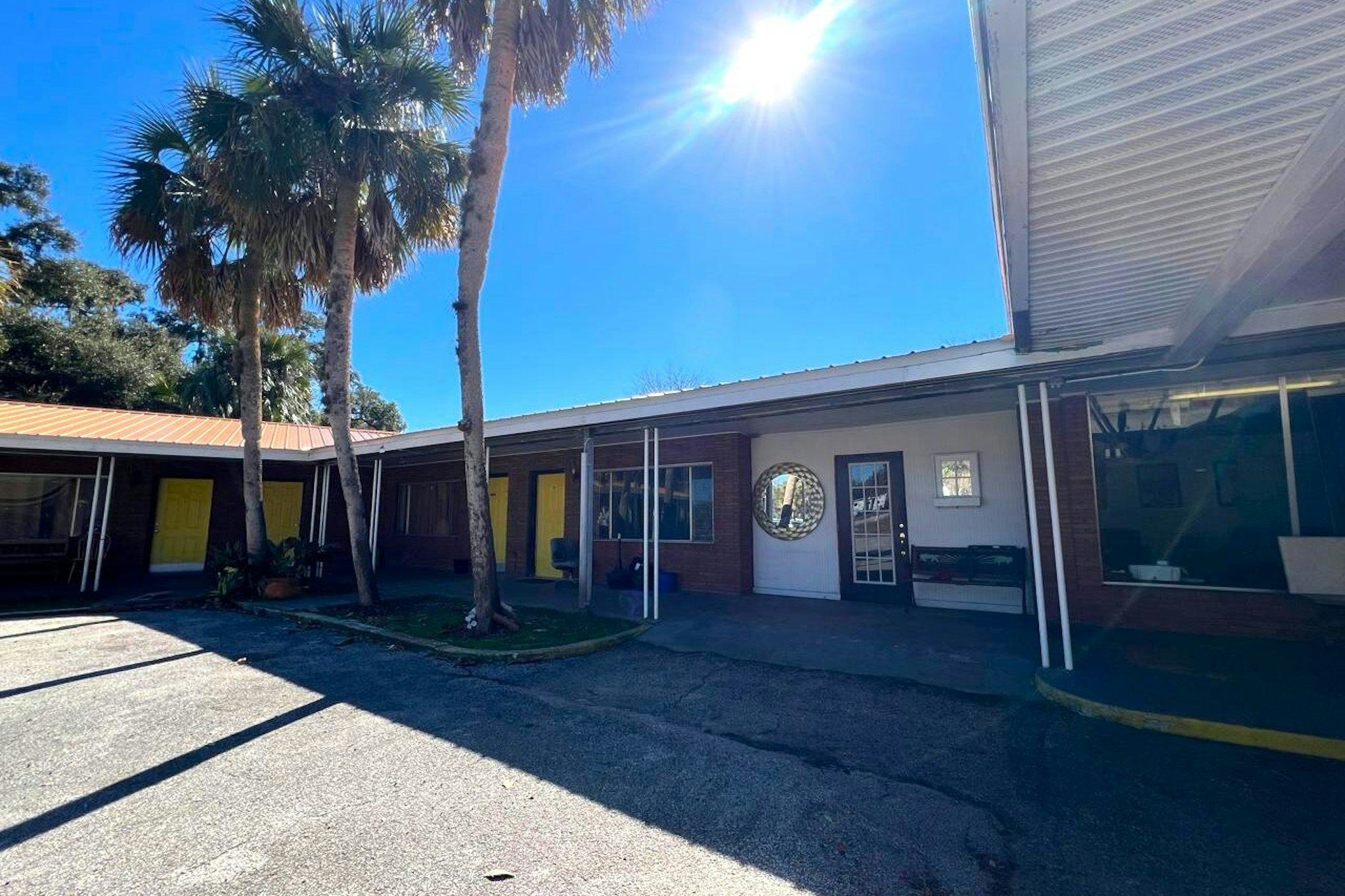 cross city motel