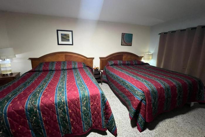 cross city motel