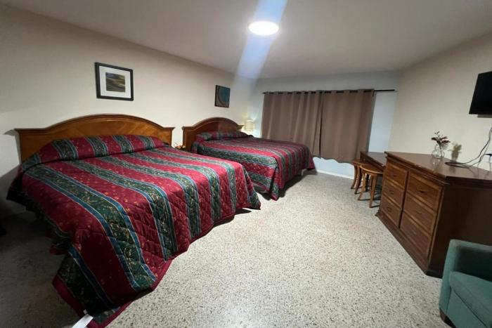 cross city motel