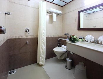 palakunnel residency