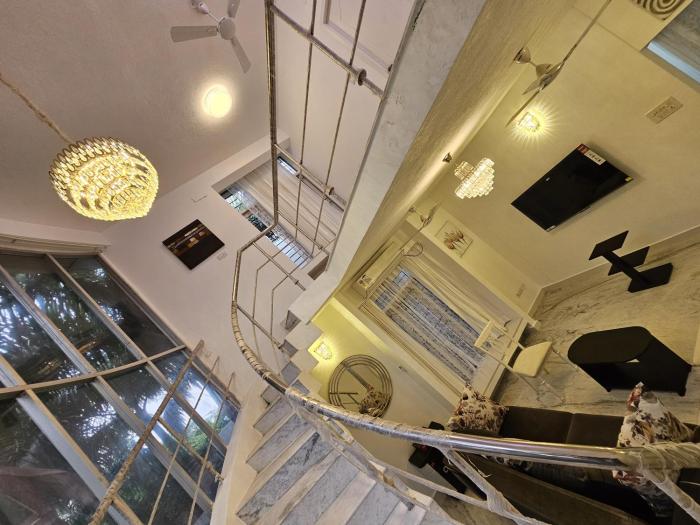 anton white villas resort