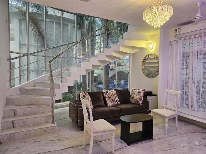 anton white villas resort