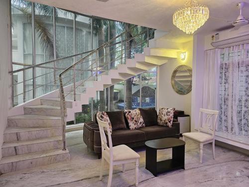 anton white villas resort