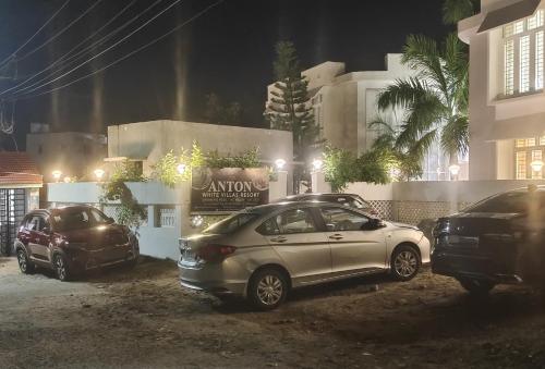 anton white villas resort