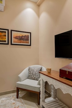 justa luxe kashi parampara varanasi