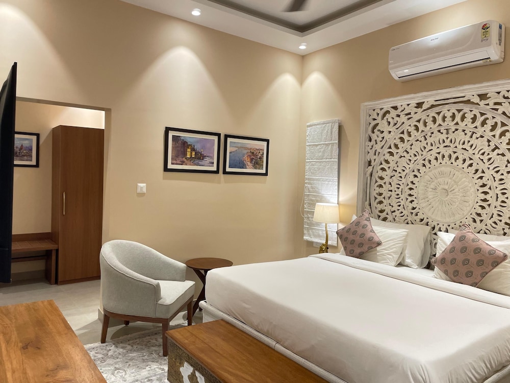 justa luxe kashi parampara varanasi