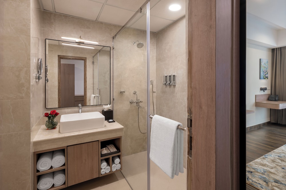 welcomhotel by itc hotels bodh gaya hotel and convention centre