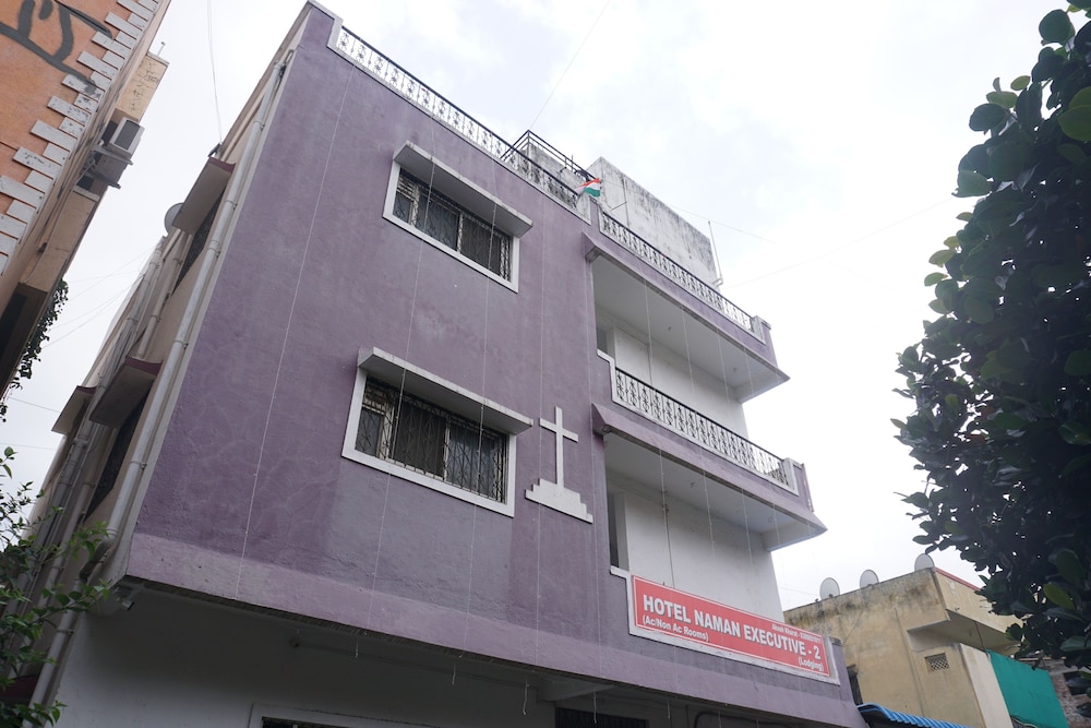 hotel naman executive 2