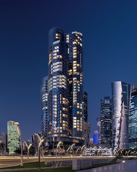 swissotel corniche park towers doha