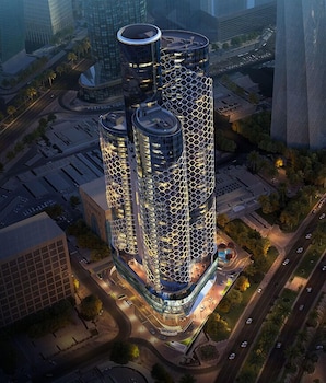 swissotel corniche park towers doha