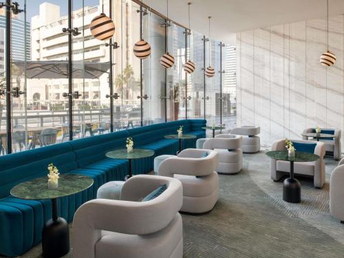 swissotel corniche park towers doha